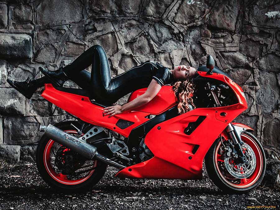 Beautiful girl Beautiful girls and motorcycles in Saitama