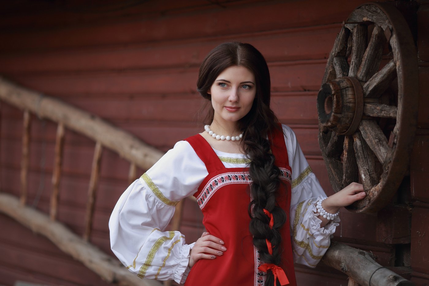 Girls in Slavic costumes in Saitama