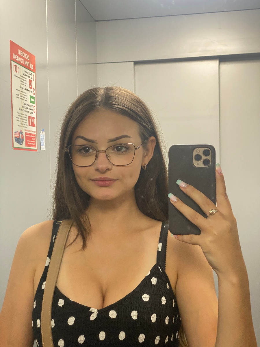 Sexy model Stacy in Saitama