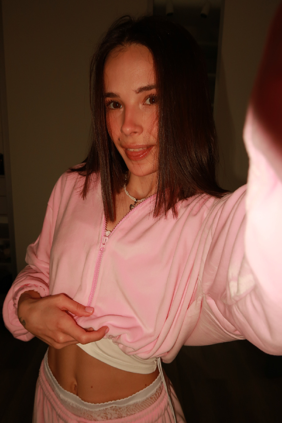 Tina brings the glow — live moments in Saitama